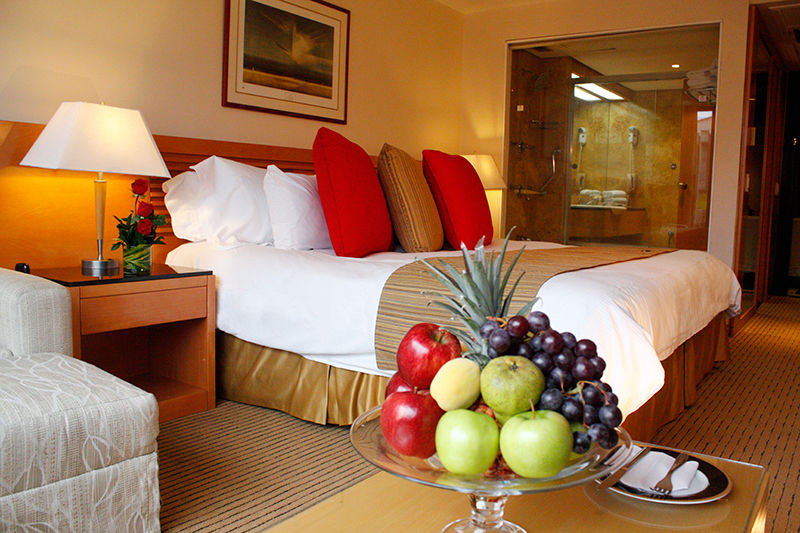Eurobuilding Hotel & Suites Caracas Ngoại thất bức ảnh A room at the Fairmont San Francisco